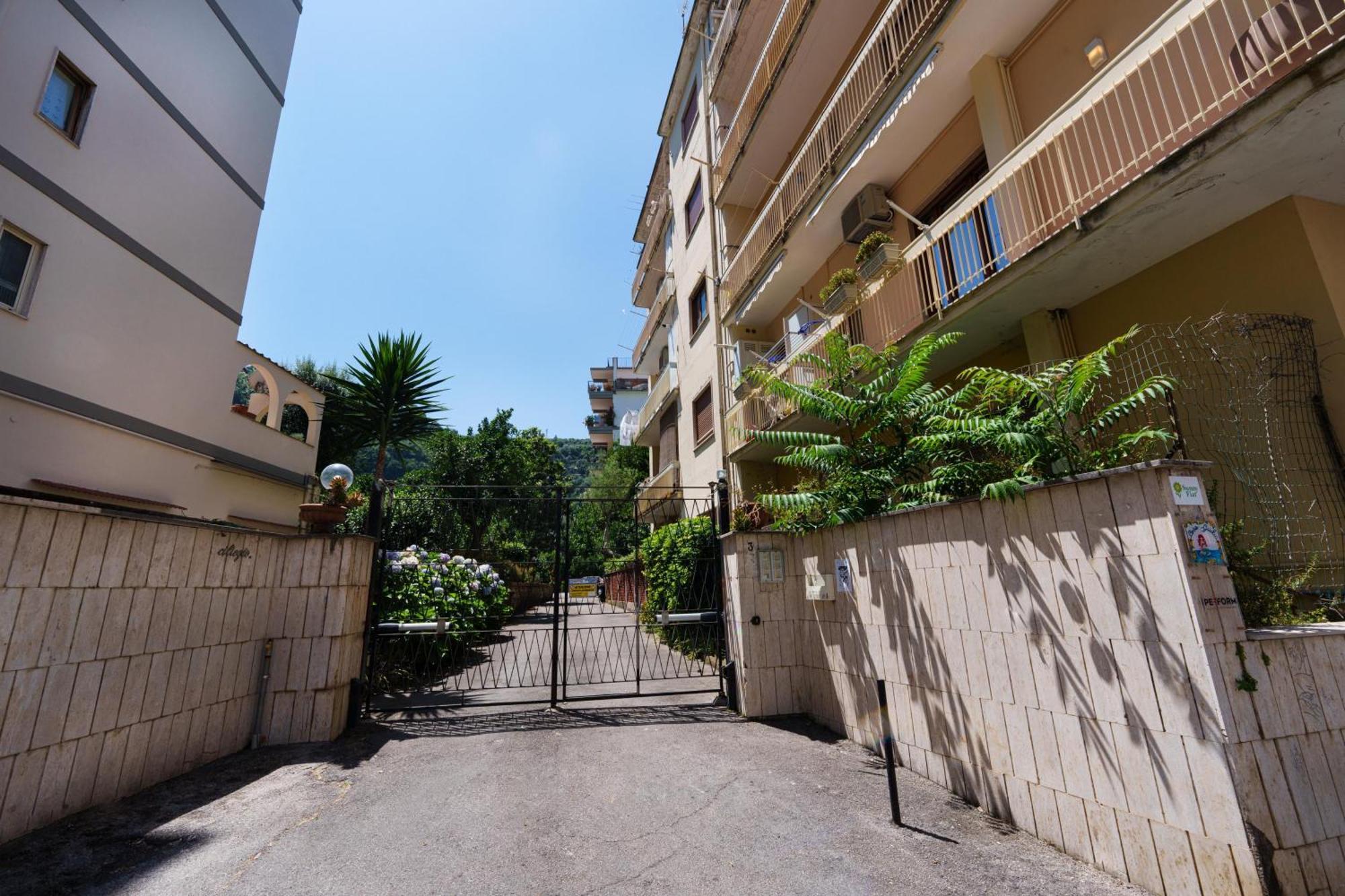 Marina Piccola Lägenhet Sorrento Exteriör bild